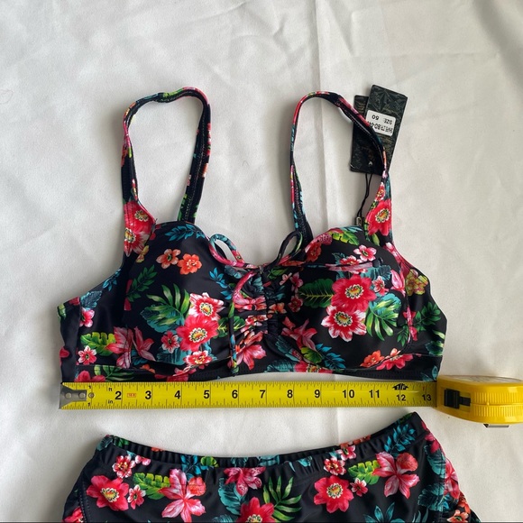 HELLO BIKINI PLUS SIZE FLORAL BATHING SUIT(RUNS VERY SMALL…MORE LIKE A LARGE) - Picture 13 of 16